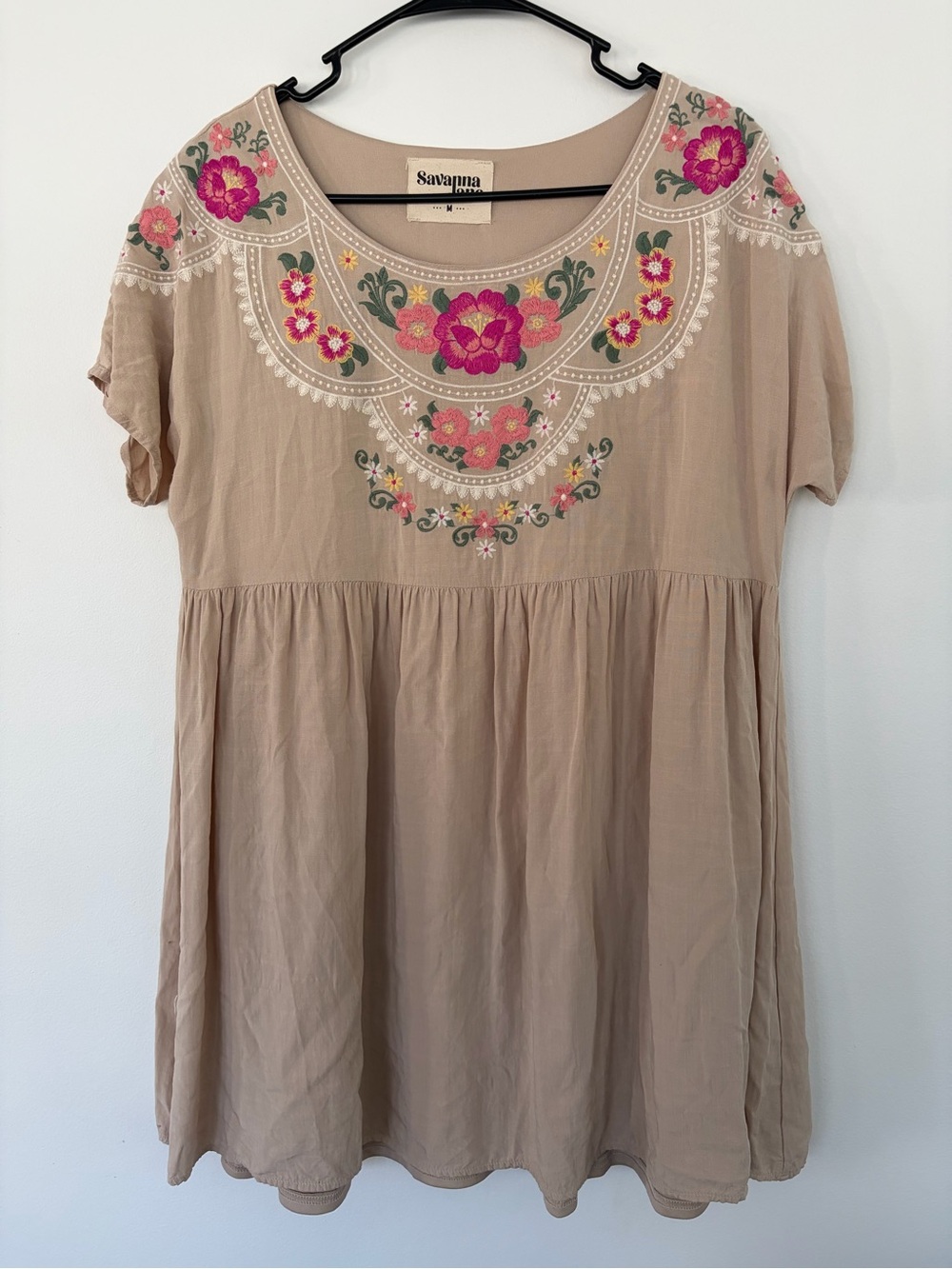 Savanna Jane Beige Embroidered Floral Short Sleeve Tunic Top
